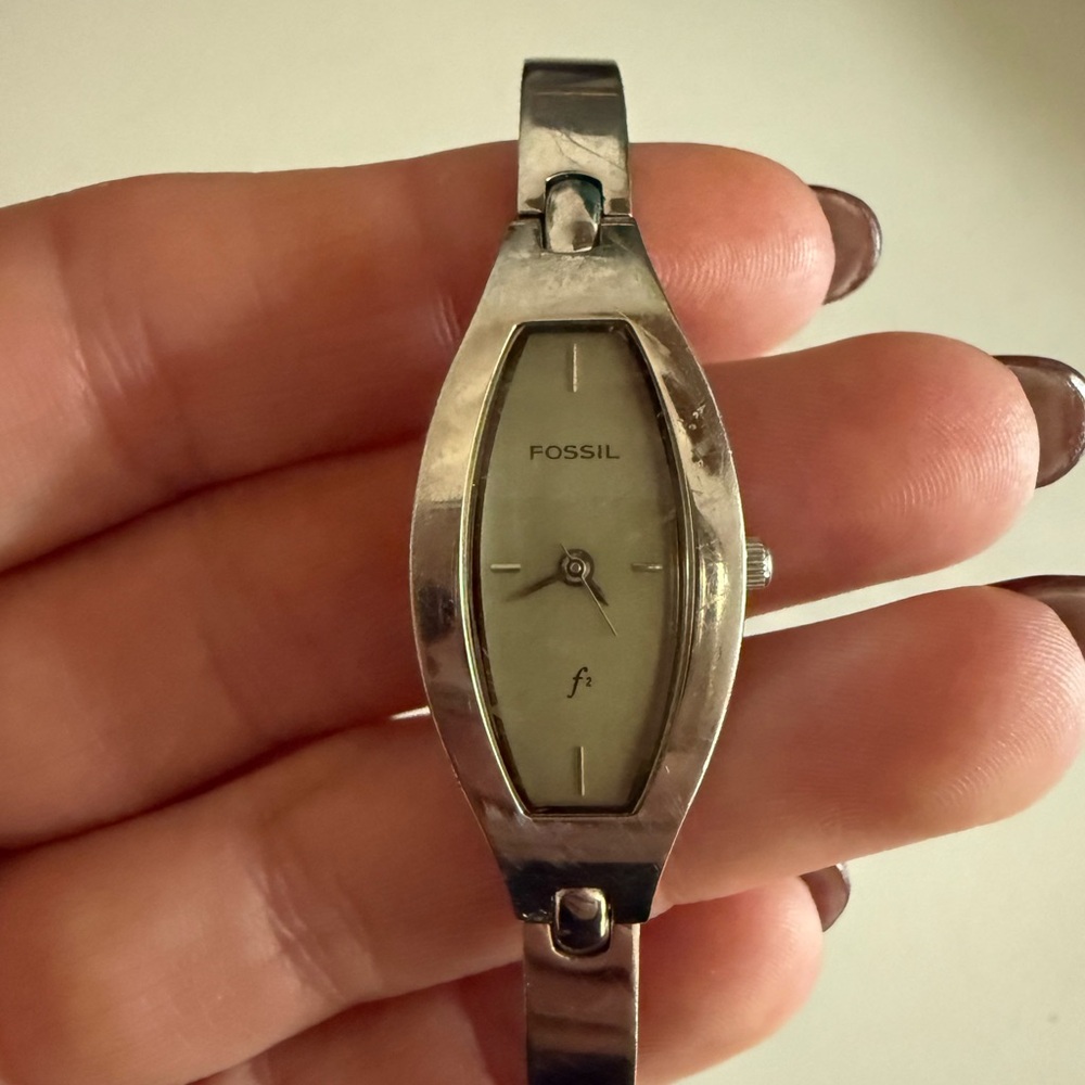 Fossil Women's Silver and sage Watch- needs new battery